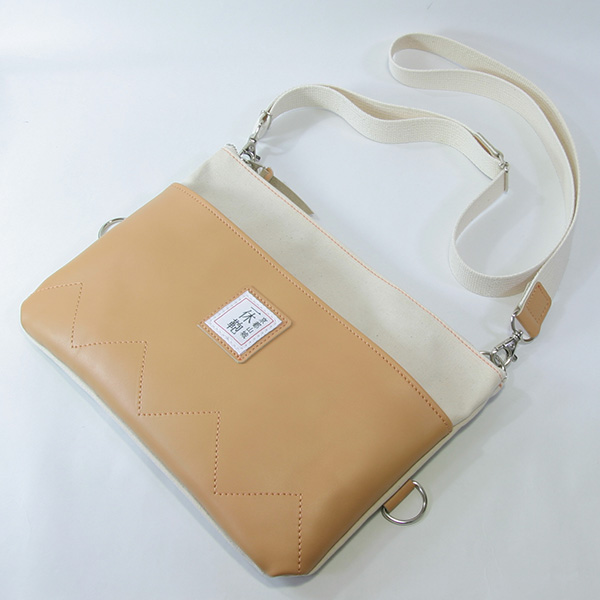 iPhone6 Plus �{�v�蒠�^���U�[�P�[�X